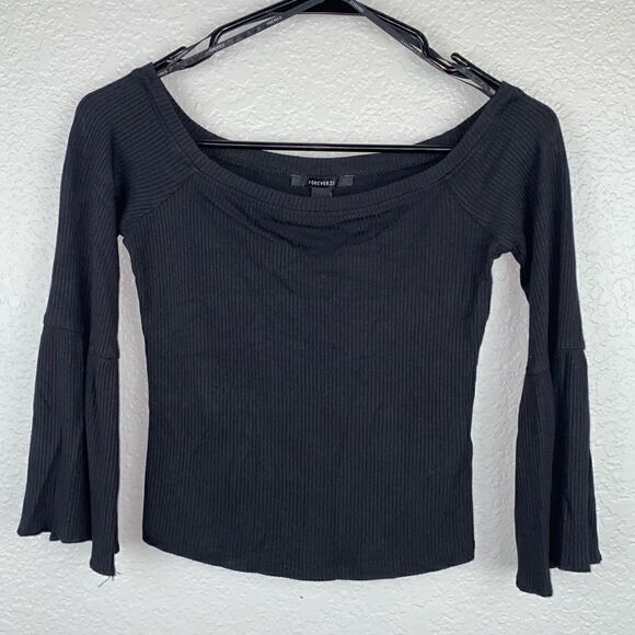 Forever 21 Stretch Scoop Neck Flared Sleeve Ribbed Pullover Top Black Small - Picture 4 of 6